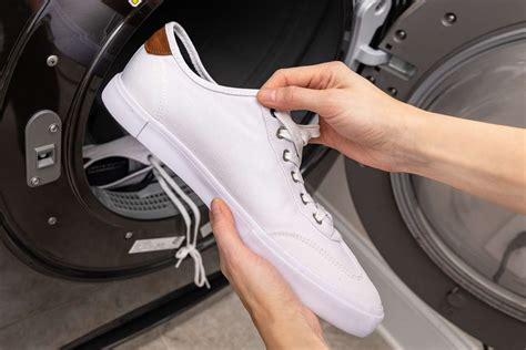 how to dry sneakers after washing them|how to dry shoes without damage.